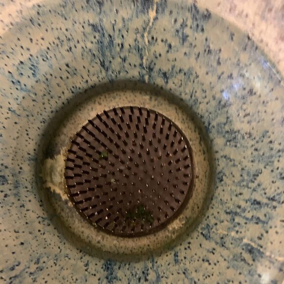 Studio Pottery Artist Signed Pedestal Ikabana Vase with Kenza/Flower Frog - Picture 4 of 5